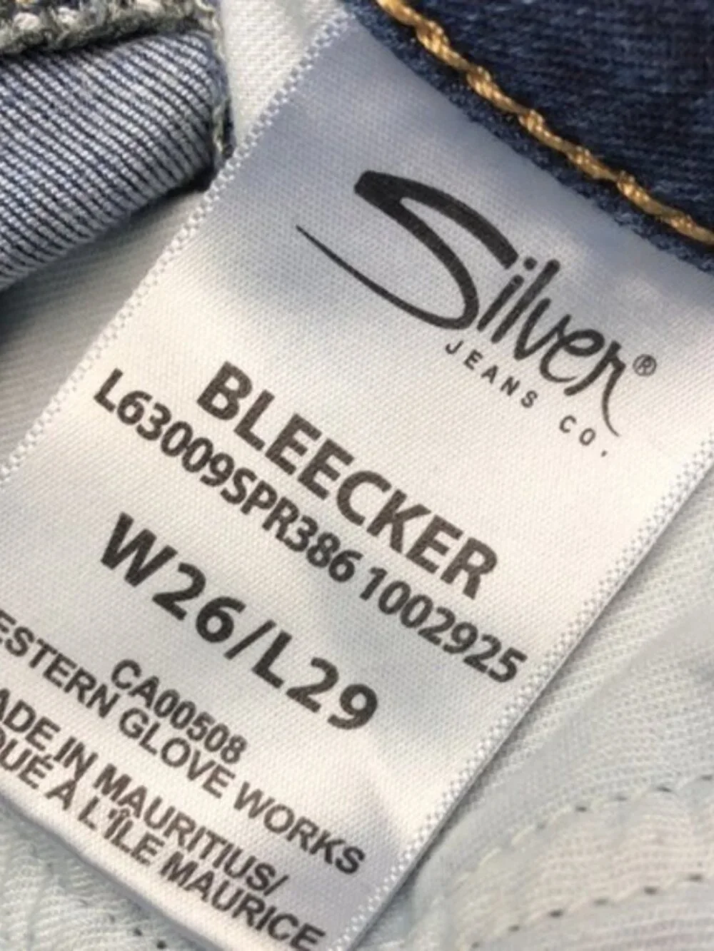 RARE VINTAGE SILVER BLEECKER  SUPER SKINNY JEANS 26x29 🦋